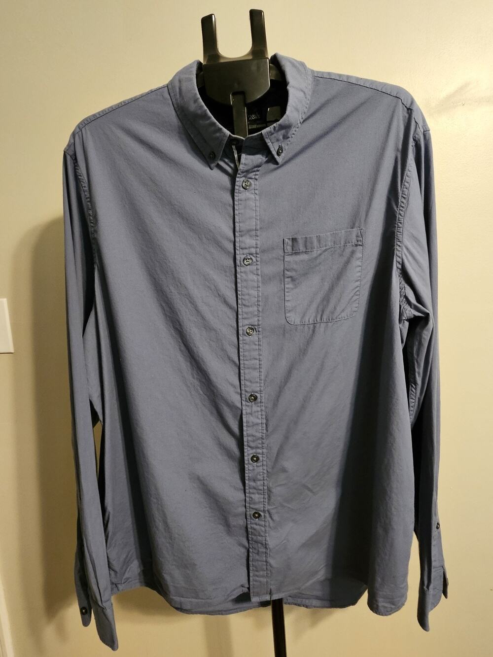 Michael Kors Men's Blue Solid Button-Up Shirt, Button-Down Collar, XXL Pockets